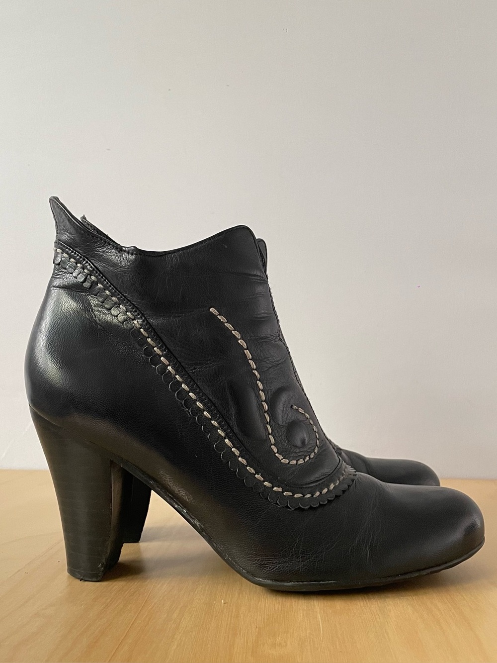 Arnold Churgin Black Leather Ankle Booties | EU 38